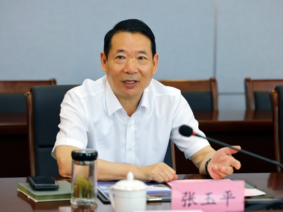 a04012850afc6d72b884381f5239eed.jpg a04012850afc6d72b884381f5239eed.jpg